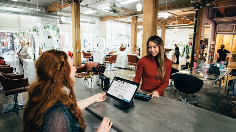 Piccolo imprenditore che valuta il concordato minore